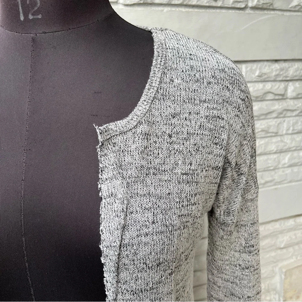 NWOT White Black Woven Open Shrug - Picture 5 of 6